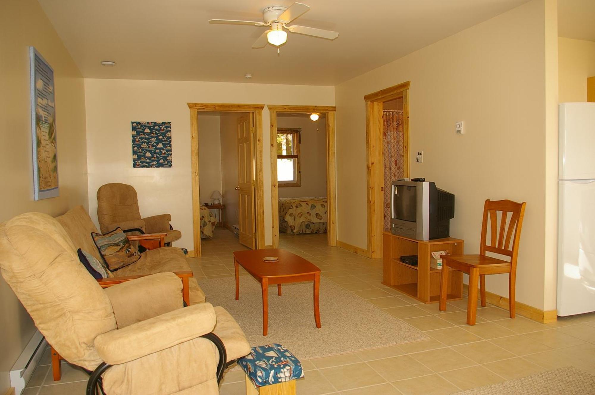 Sea Parrot Ocean View Manor Resort 5*